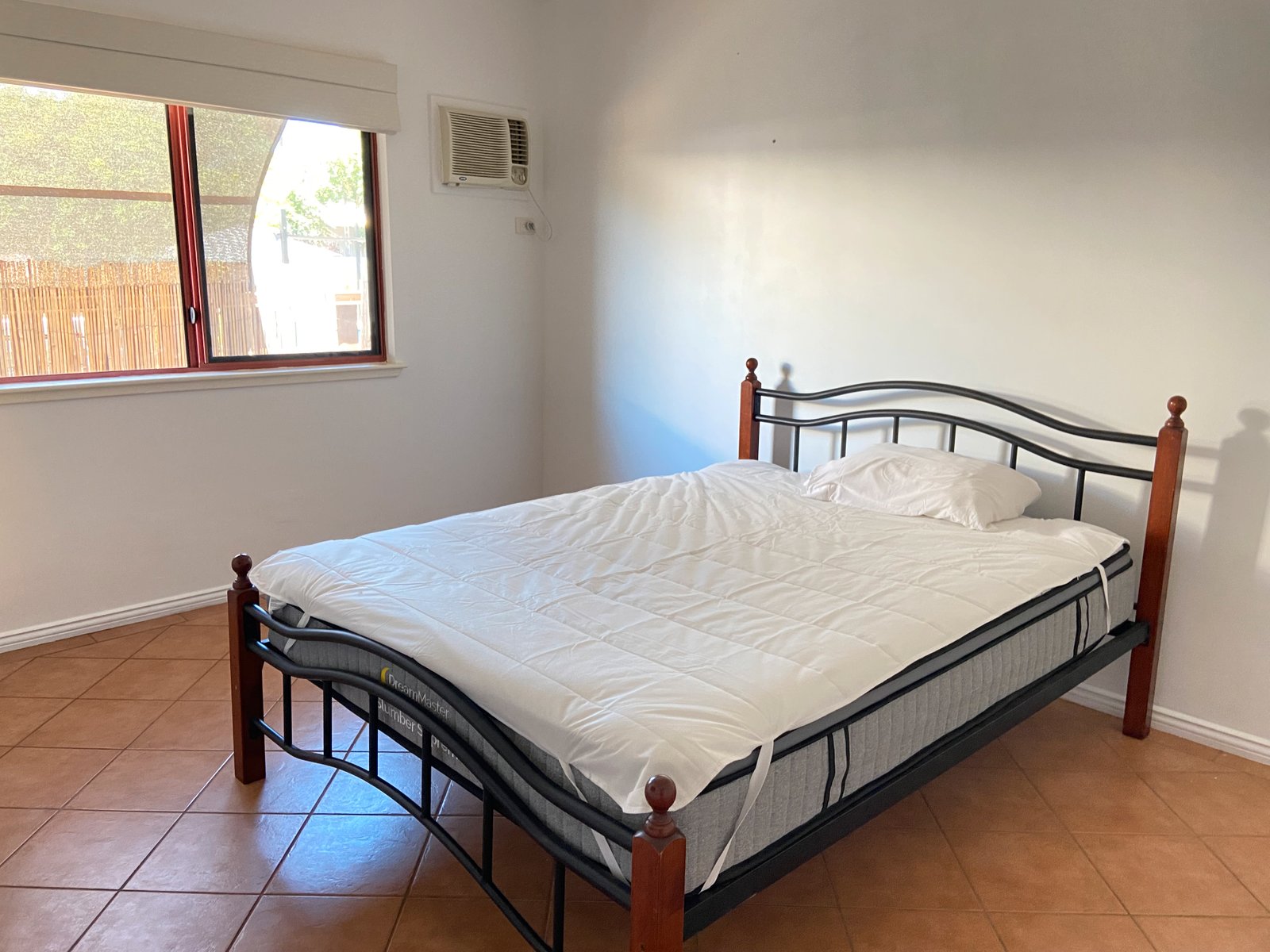 18 Biddles Place CABLE BEACH 21