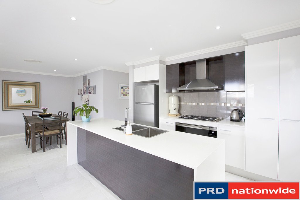 18 Binyang Avenue GLENMORE PARK 2