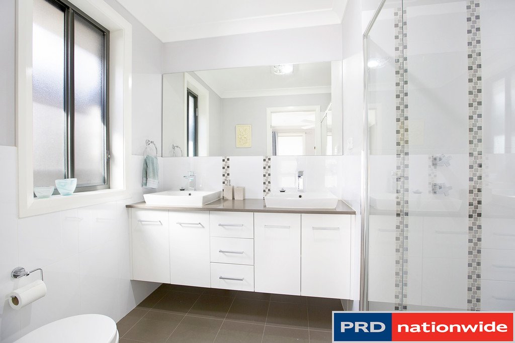 18 Binyang Avenue GLENMORE PARK 11
