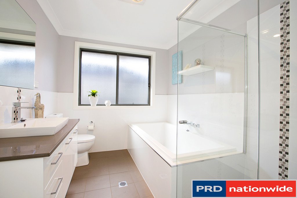 18 Binyang Avenue GLENMORE PARK 12
