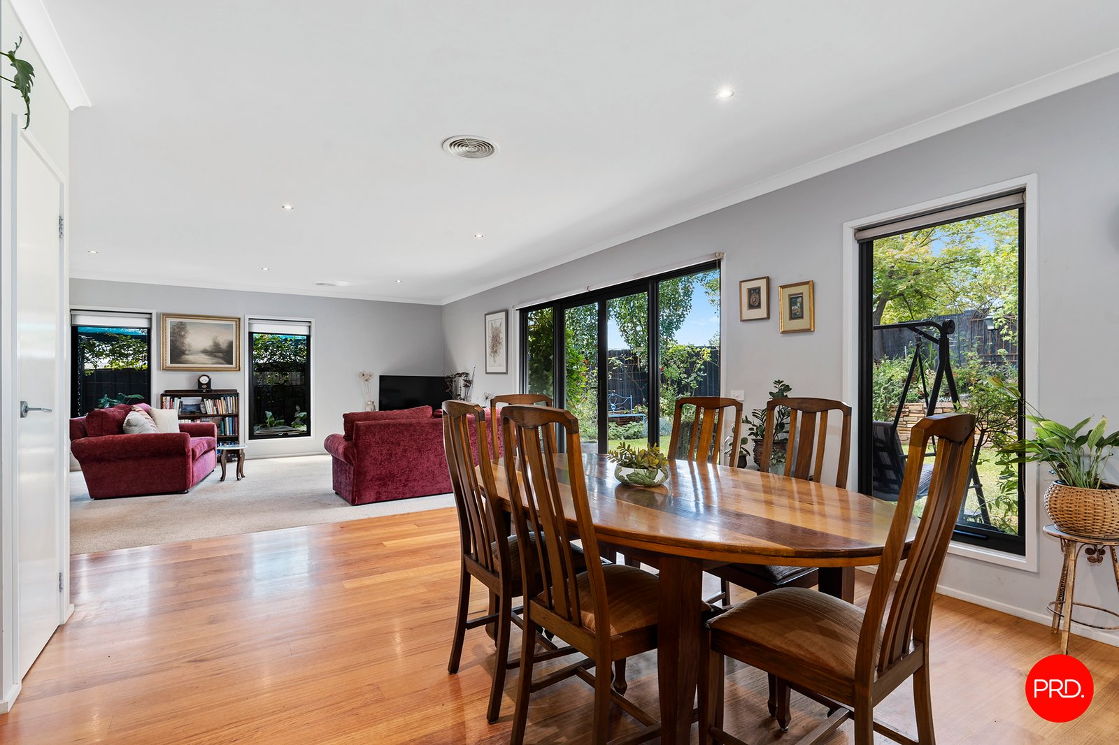 18 Black Street LONG GULLY 8