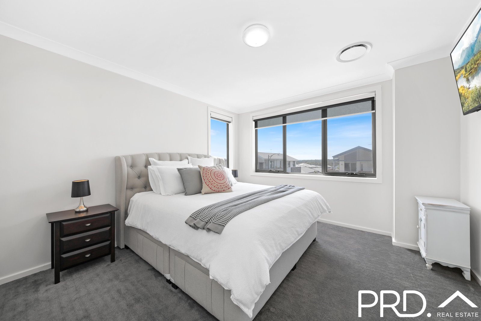 18 Boniwell Road MOOREBANK 6