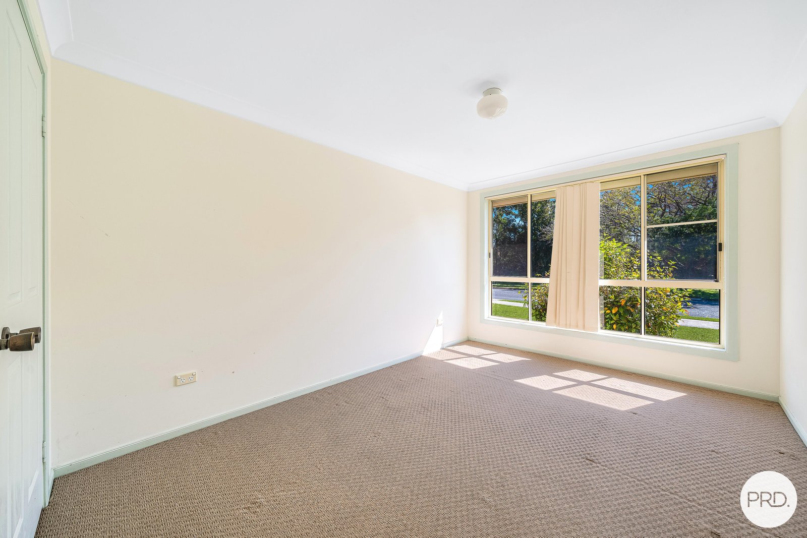 18 Botanic Drive KEW 11