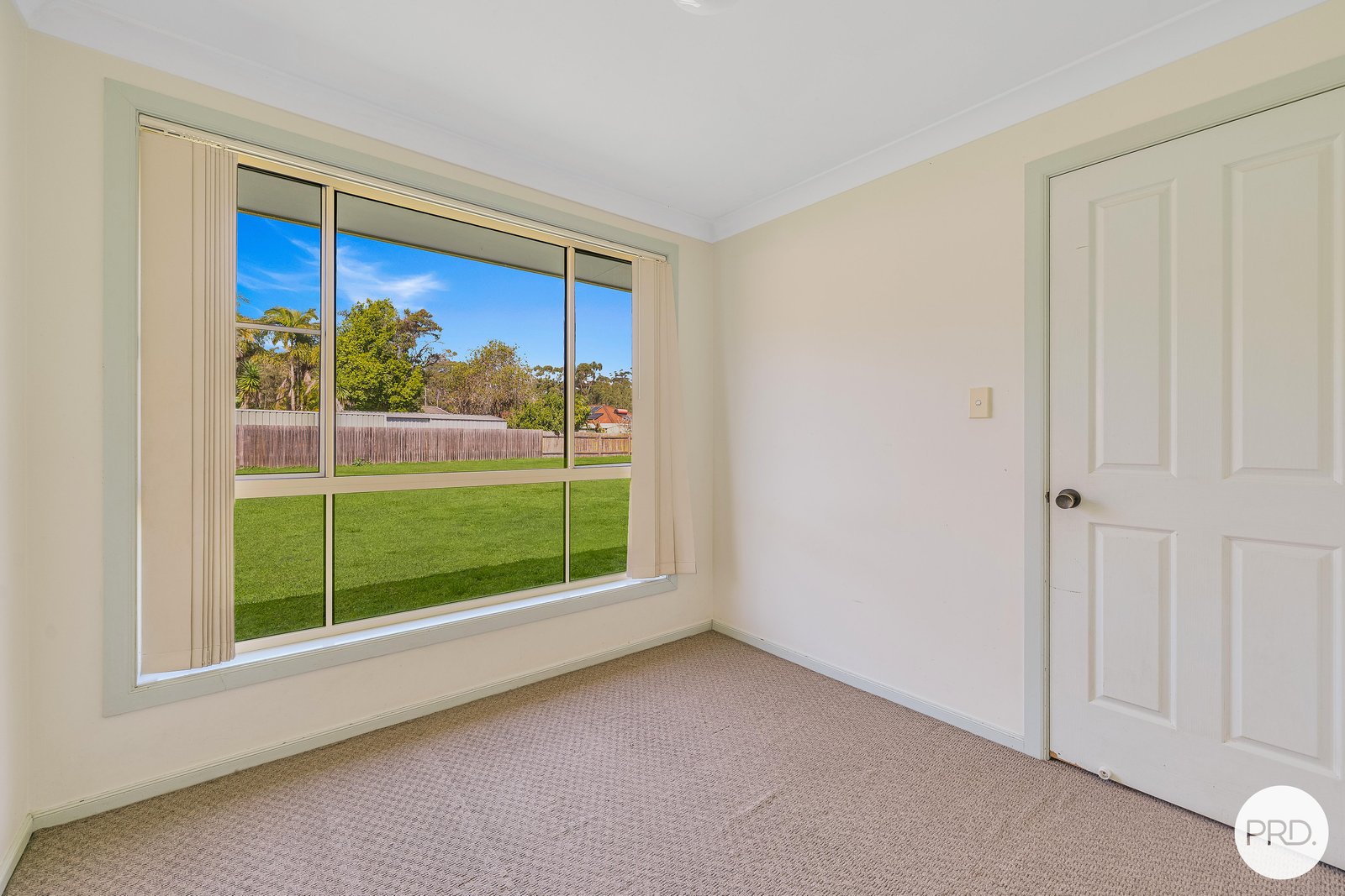 18 Botanic Drive KEW 13