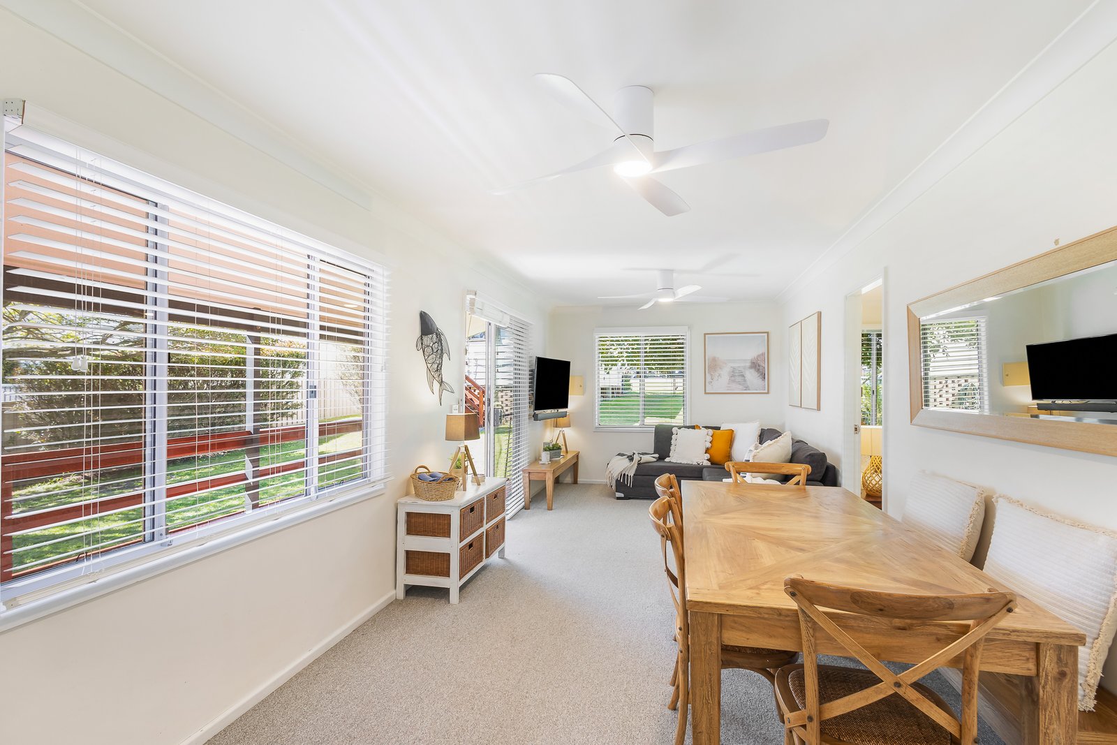 18 Boulder Bay Road FINGAL BAY 7