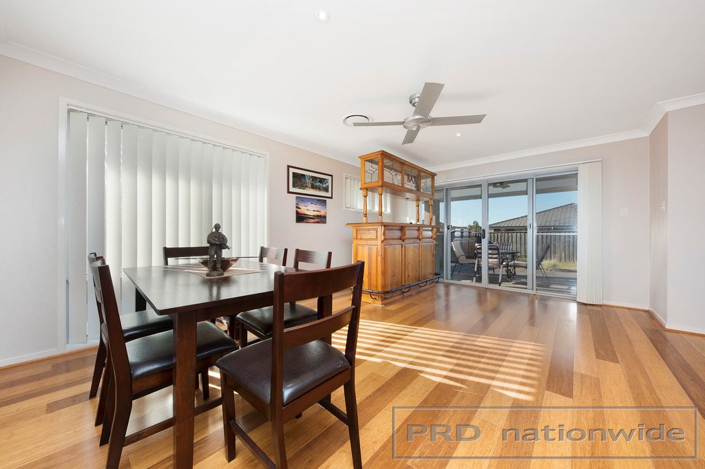 18 Bowerbird Close ABERGLASSLYN 5