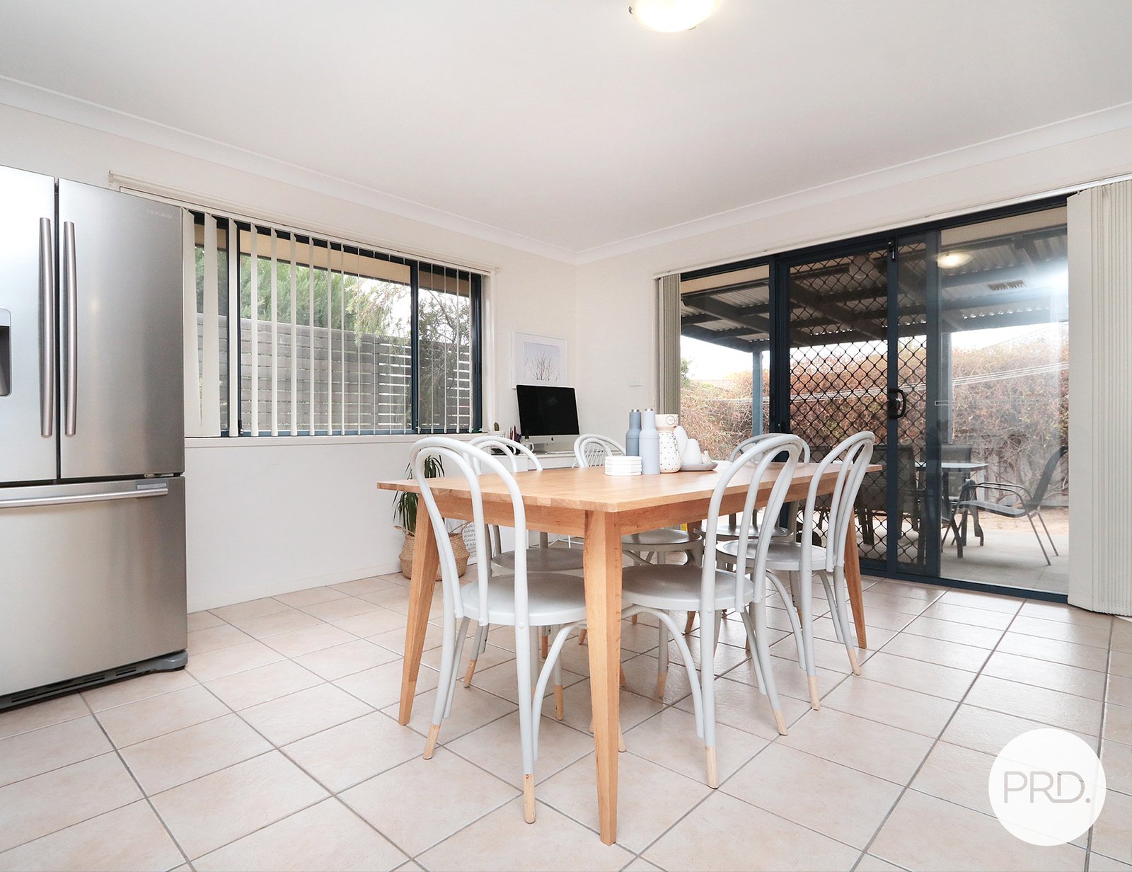 1/8 Bradfield Place LLOYD 3