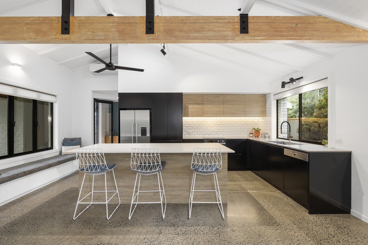 18 Bradley Avenue MIAMI 5