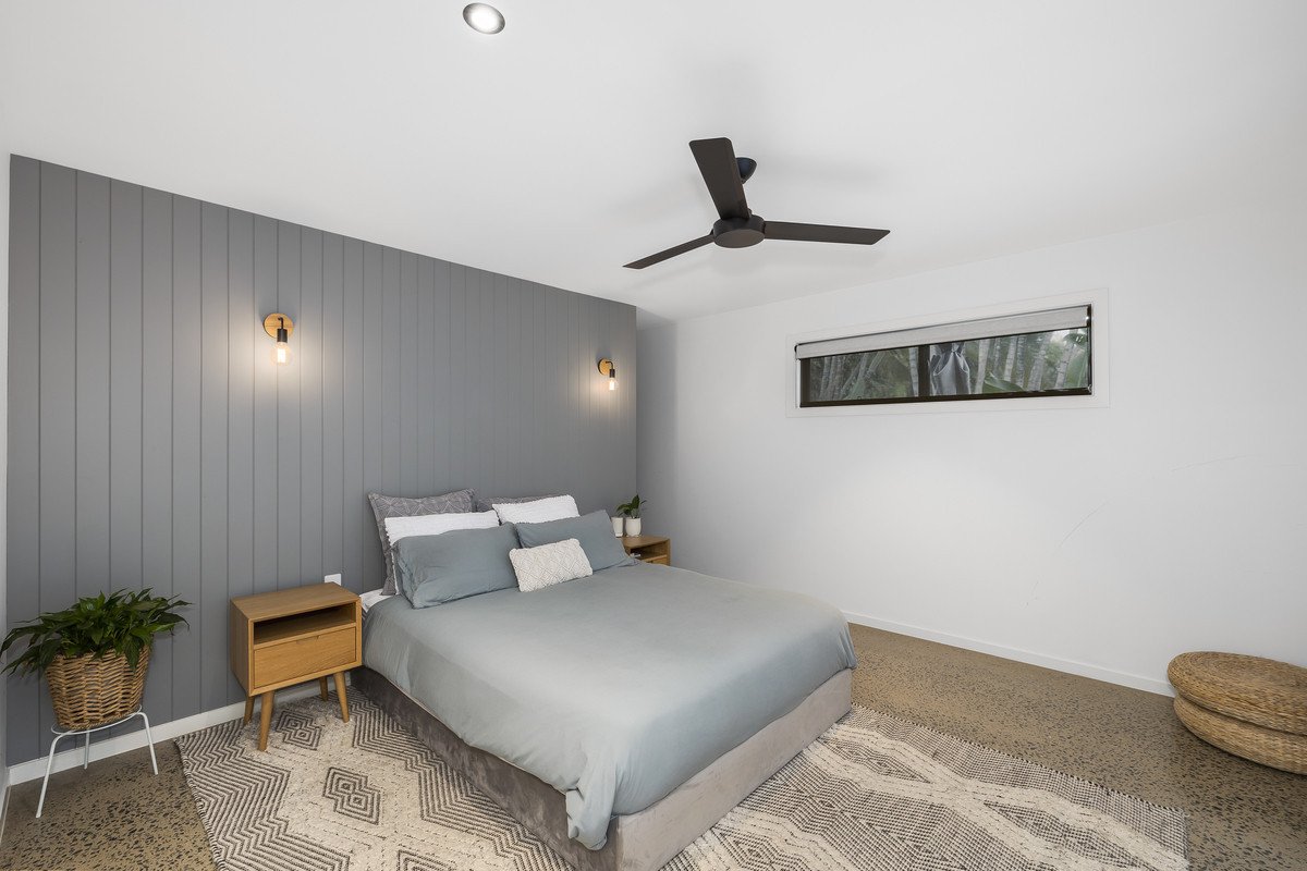 18 Bradley Avenue MIAMI 6