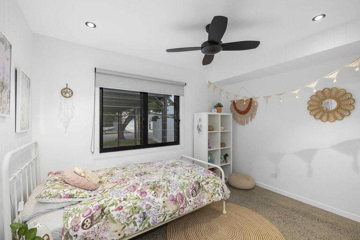 18 Bradley Avenue MIAMI 8