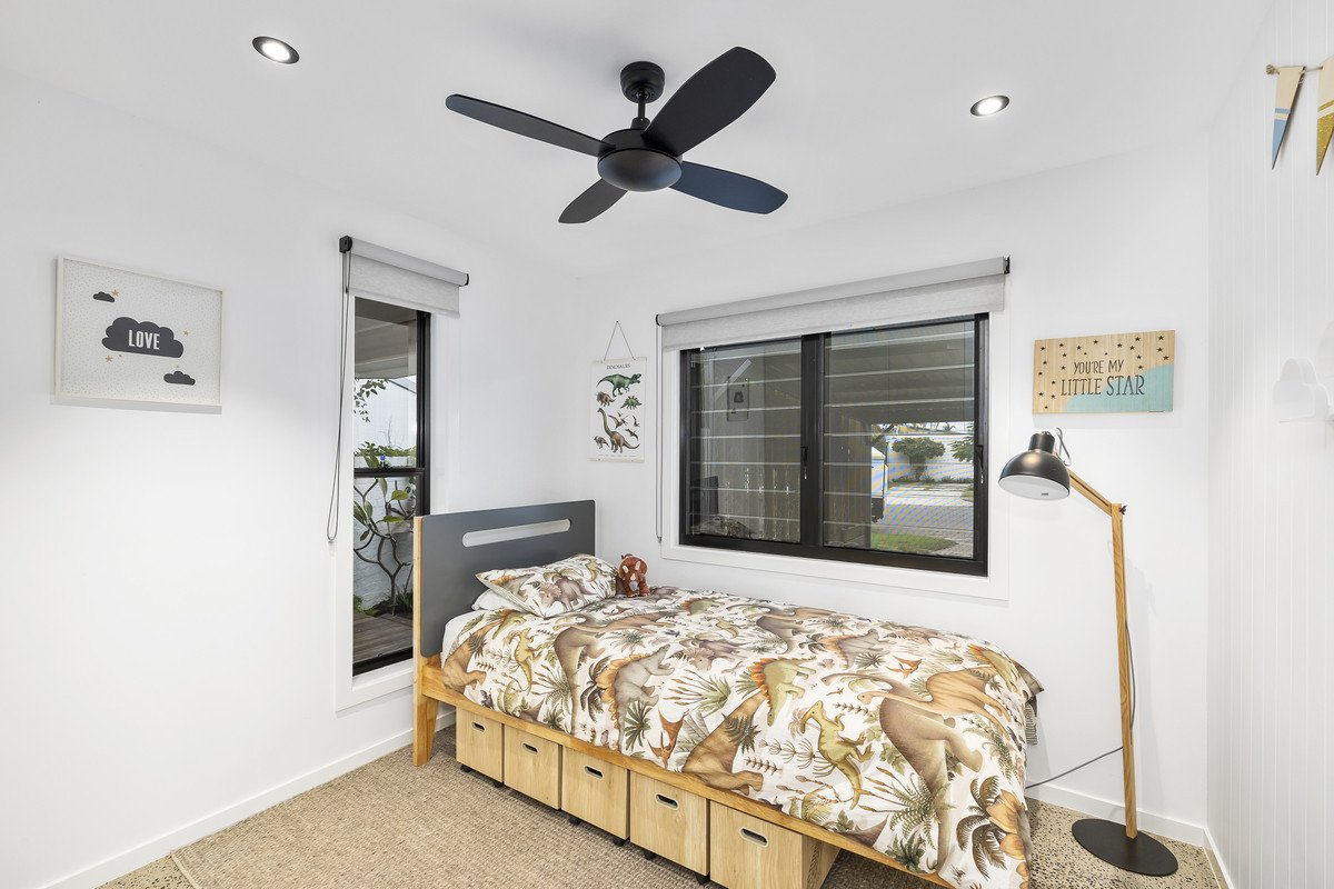 18 Bradley Avenue MIAMI 9