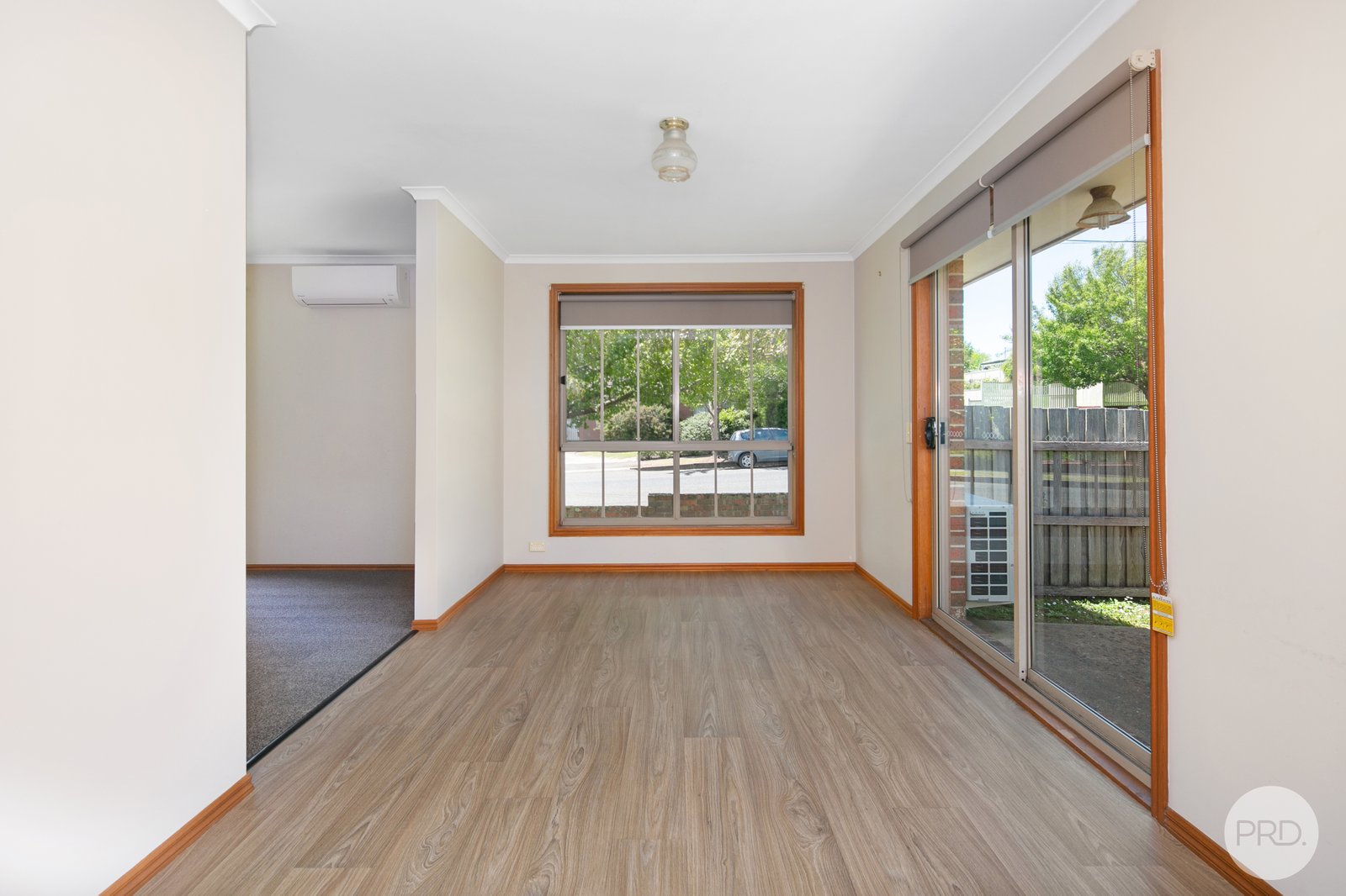 1/8 Bradshaw Street GOLDEN POINT 4