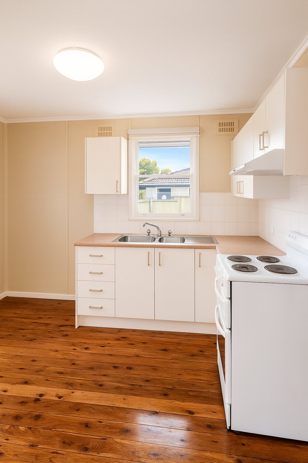 18 Brain Avenue LURNEA 3