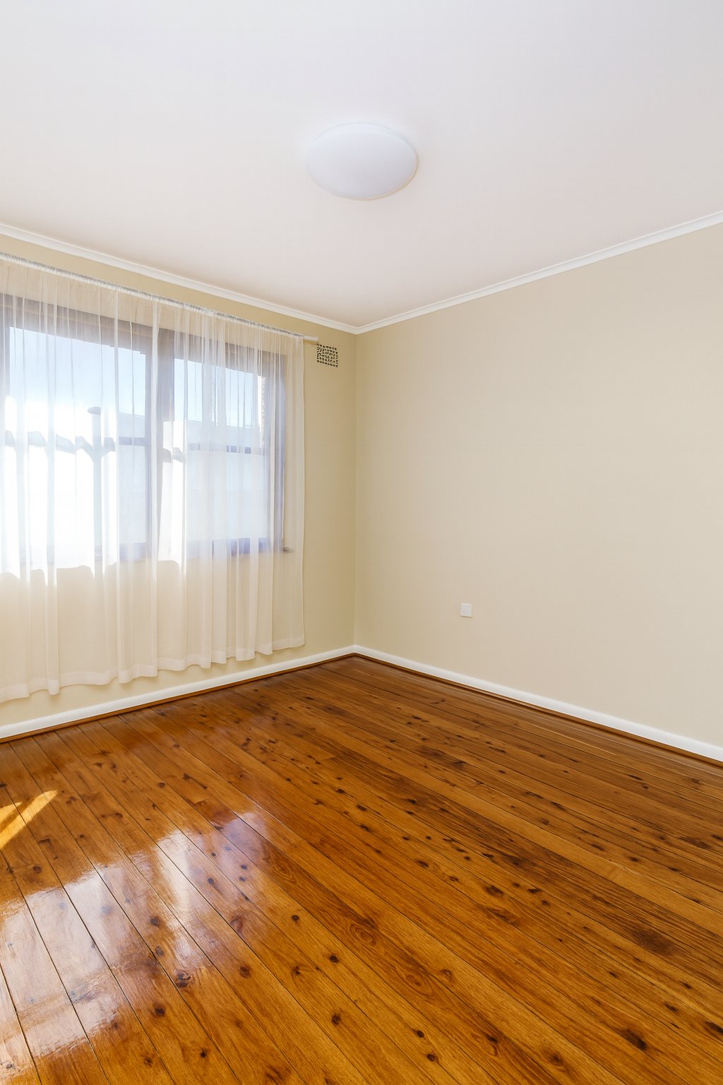 18 Brain Avenue LURNEA 6