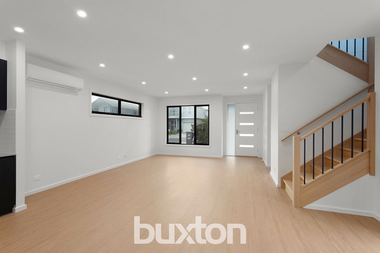 Gallery: 1/8 Breeze Street