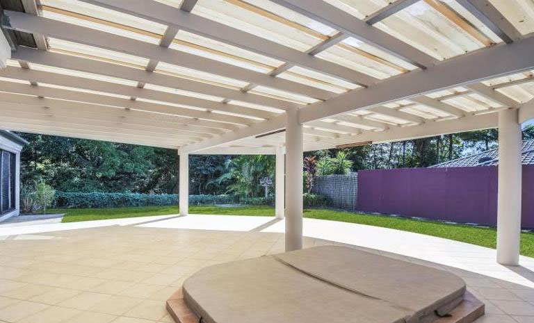 18 Breynia Court ELANORA 6