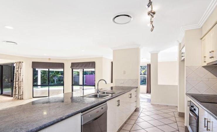 18 Breynia Court ELANORA 8