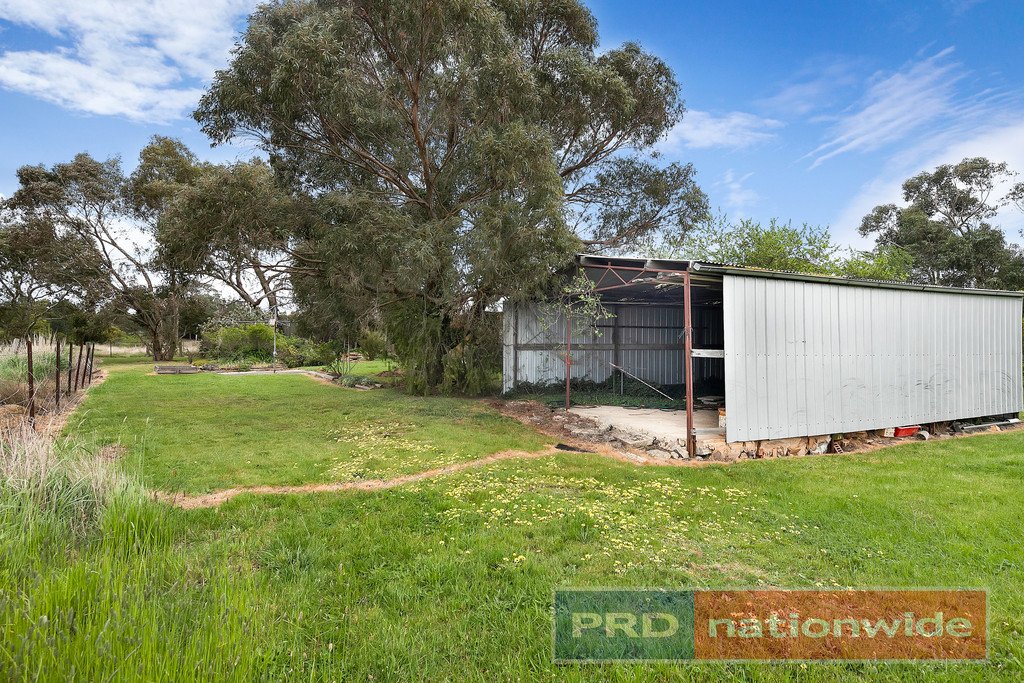 18 Brooke Street SMYTHESDALE 14