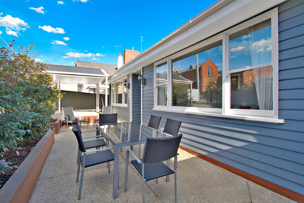 18 Broom Street BENDIGO 9