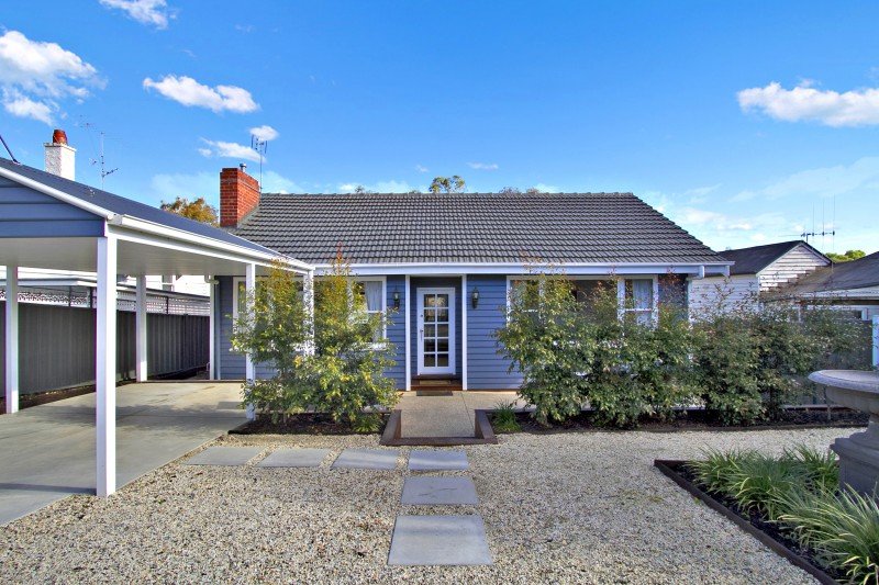 18 Broom Street BENDIGO 1