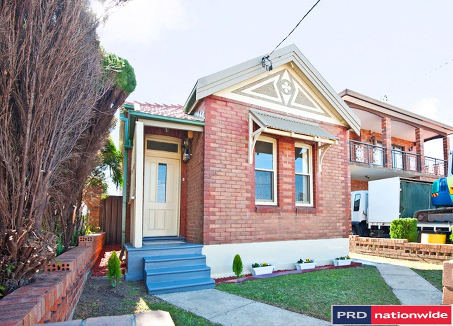 18 Bruce Street BEXLEY 1