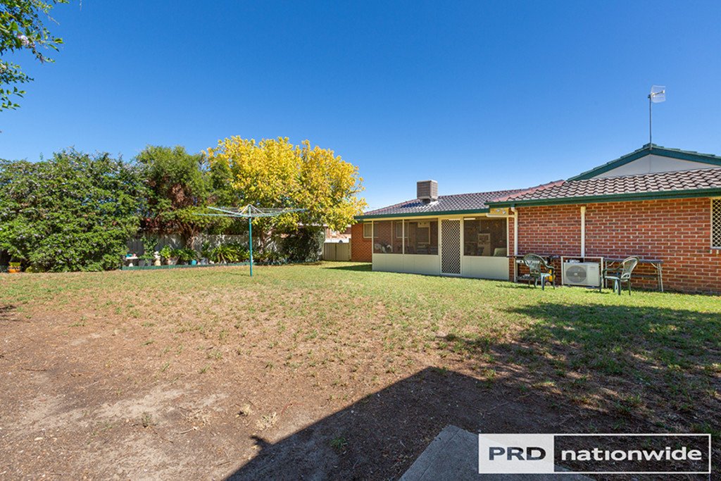 18 Bryan Street TAMWORTH 4