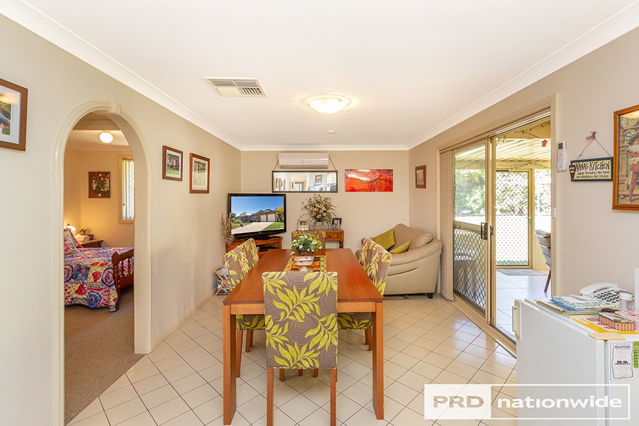 18 Bryan Street TAMWORTH 19