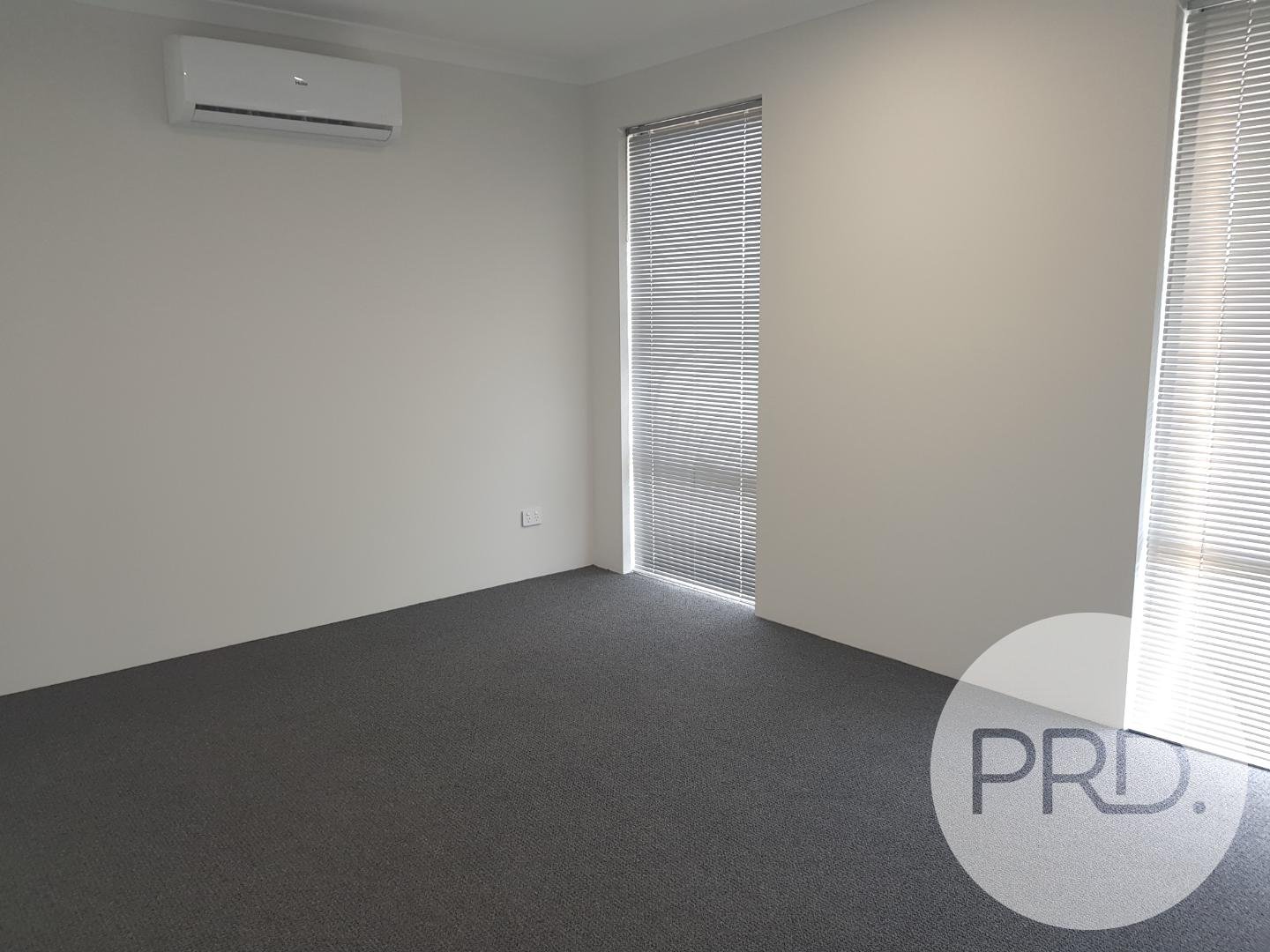 18 Bulloo Loop ELLENBROOK 2