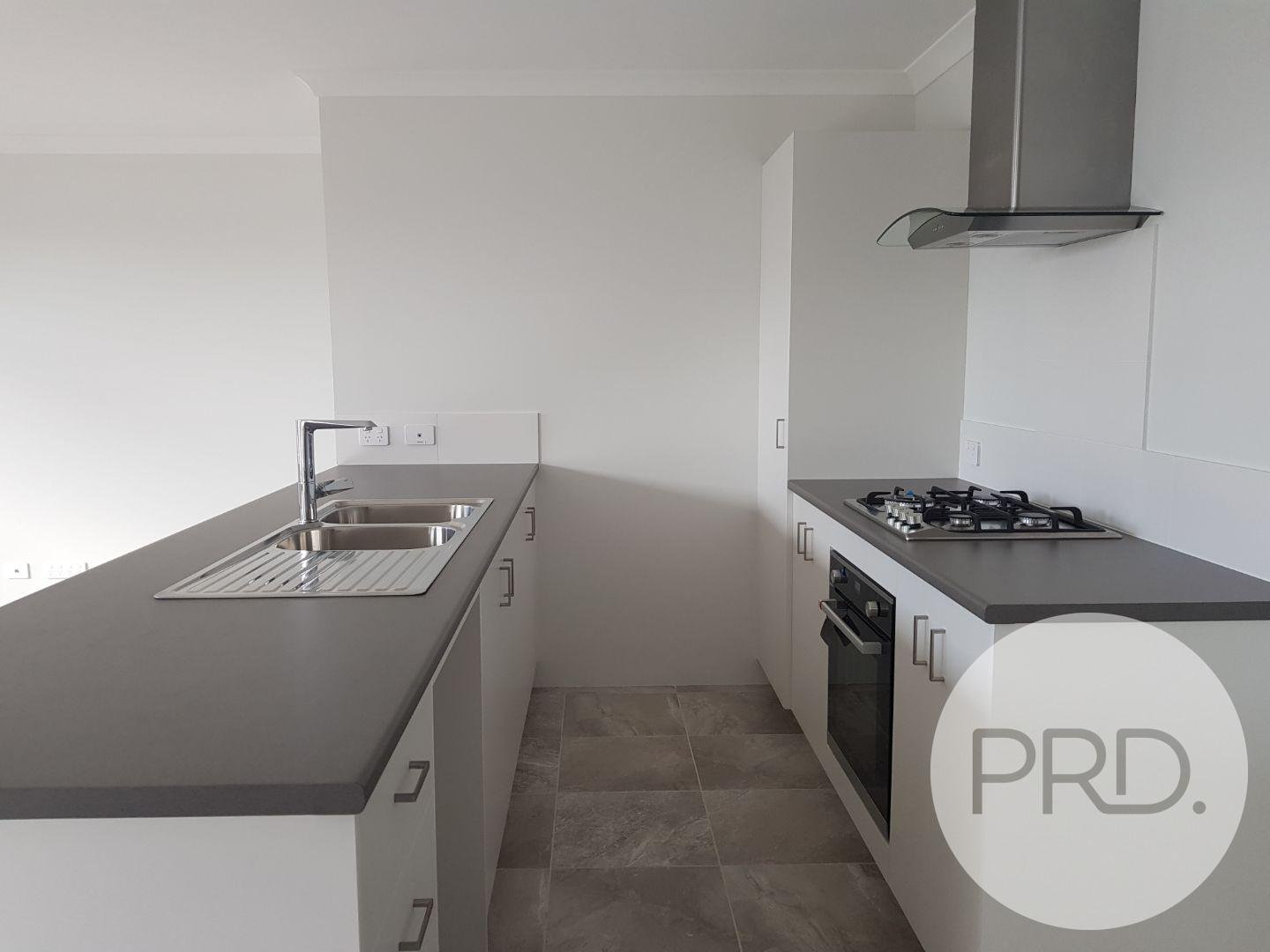 18 Bulloo Loop ELLENBROOK 5