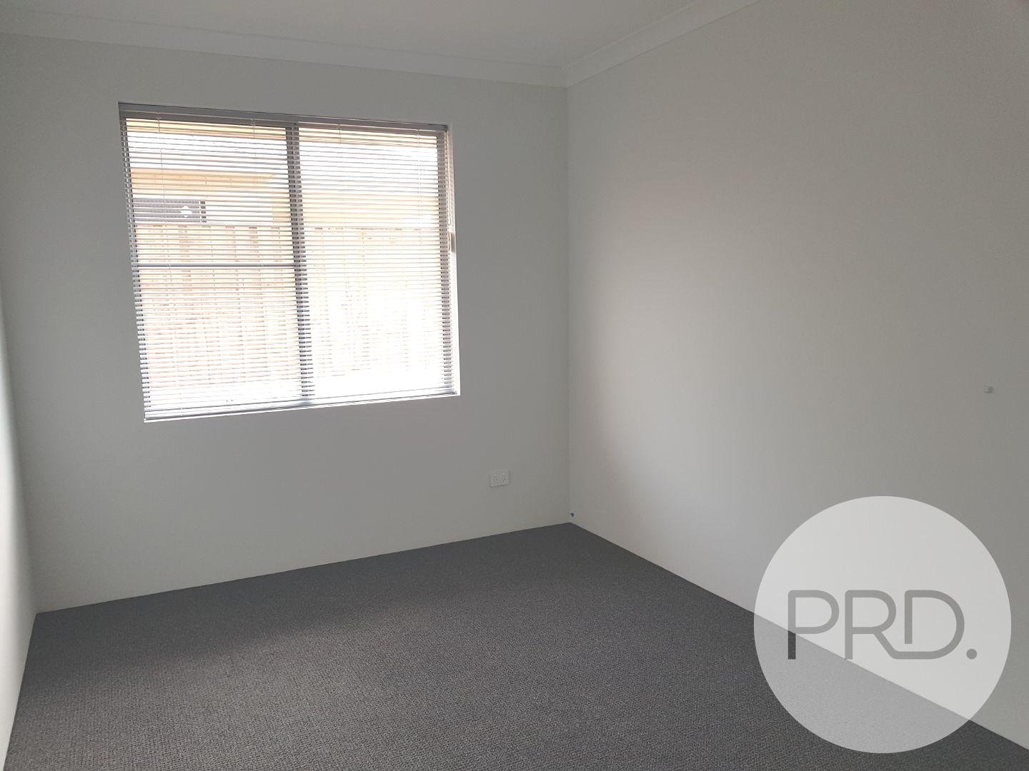 18 Bulloo Loop ELLENBROOK 8