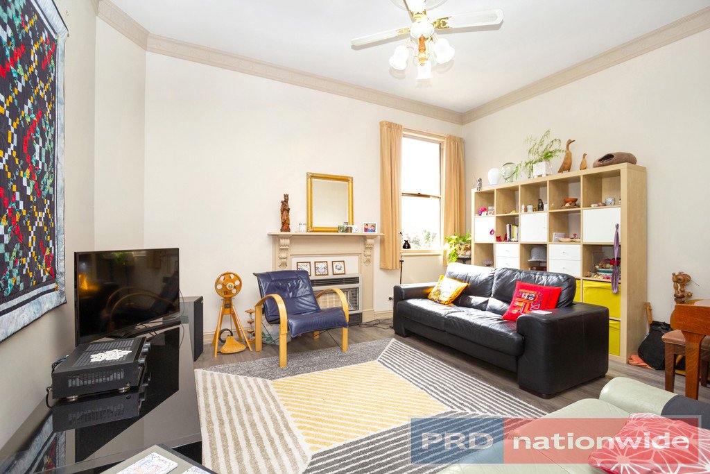 18 Burnbank Street LAKE WENDOUREE 3