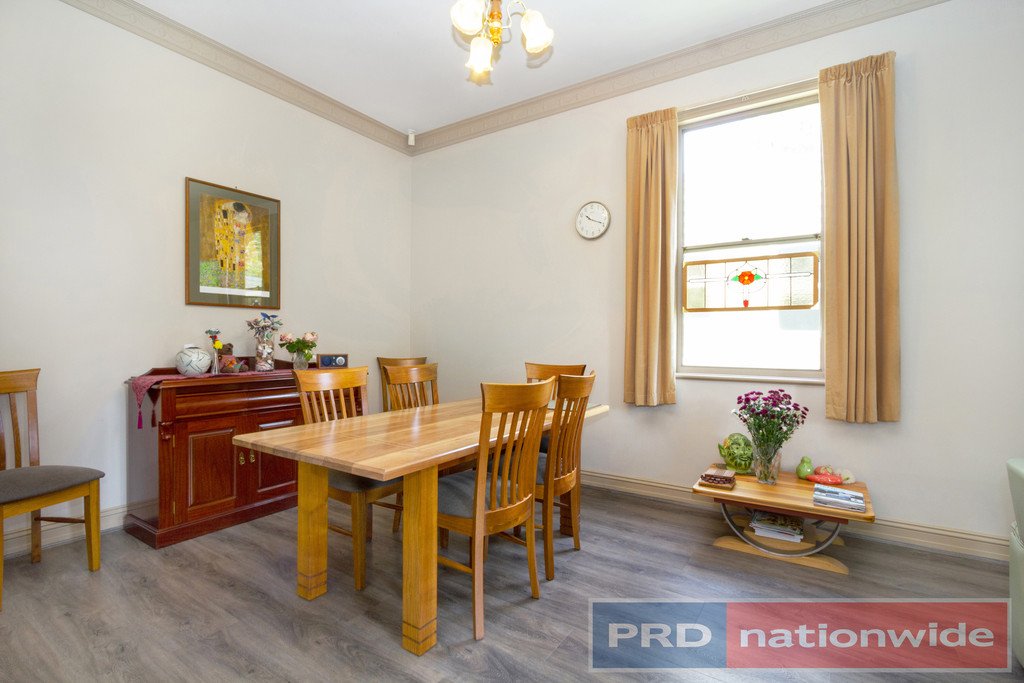 18 Burnbank Street LAKE WENDOUREE 4