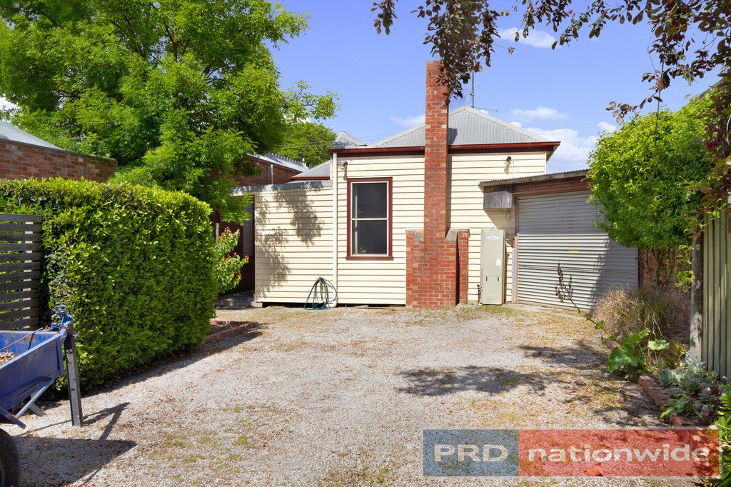 18 Burnbank Street LAKE WENDOUREE 10