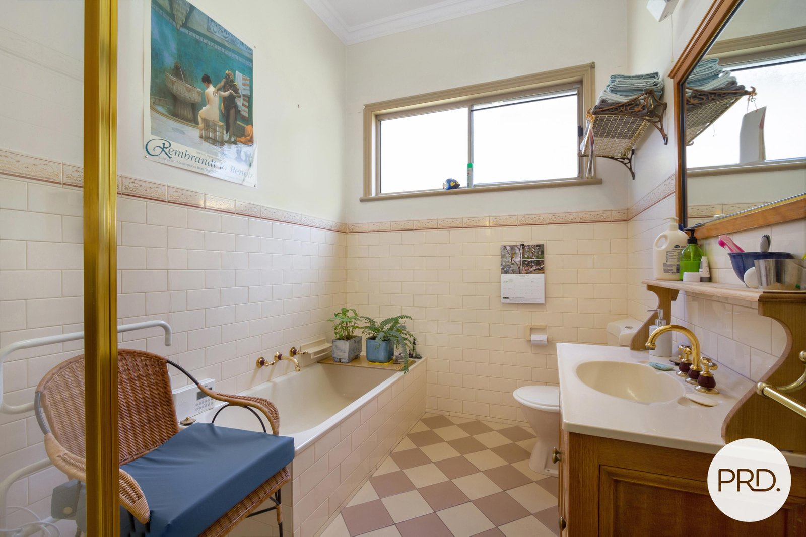 18 Burnbank Street LAKE WENDOUREE 6