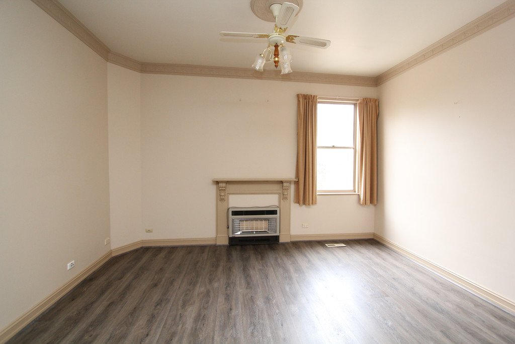 18 Burnbank Street LAKE WENDOUREE 5