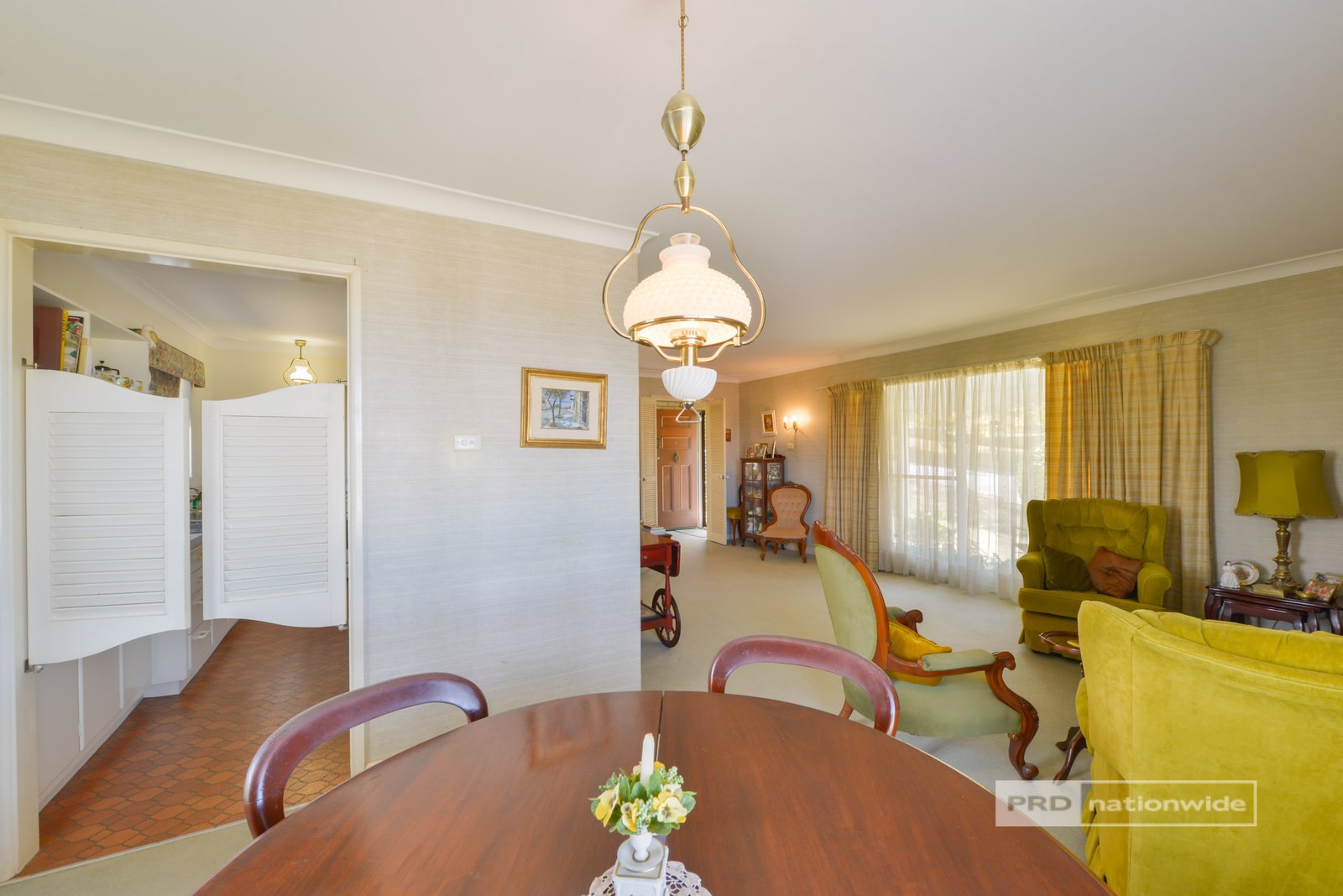 18 Bushland Avenue TAMWORTH 3
