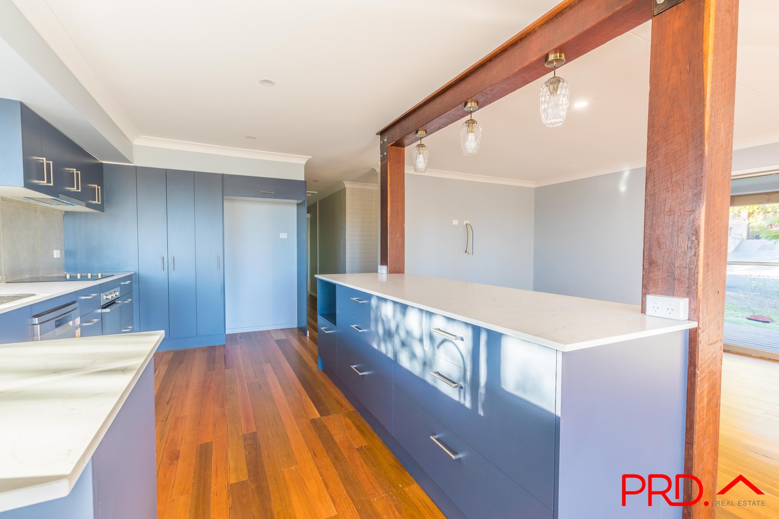 18 Bushland Avenue TAMWORTH 4