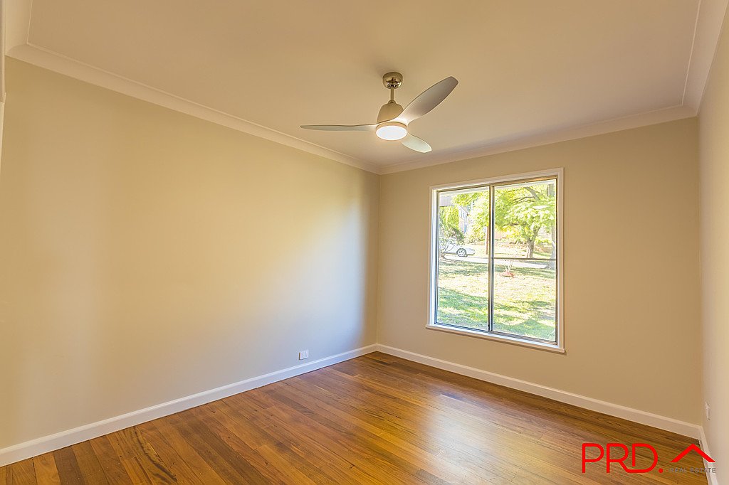 18 Bushland Avenue TAMWORTH 10