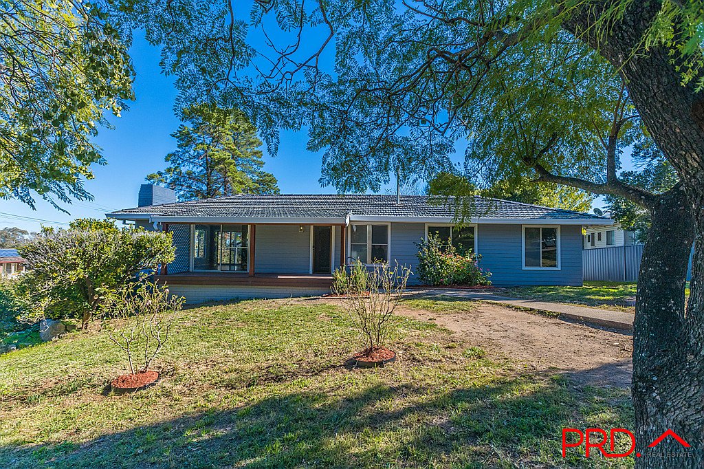 18 Bushland Avenue TAMWORTH 18