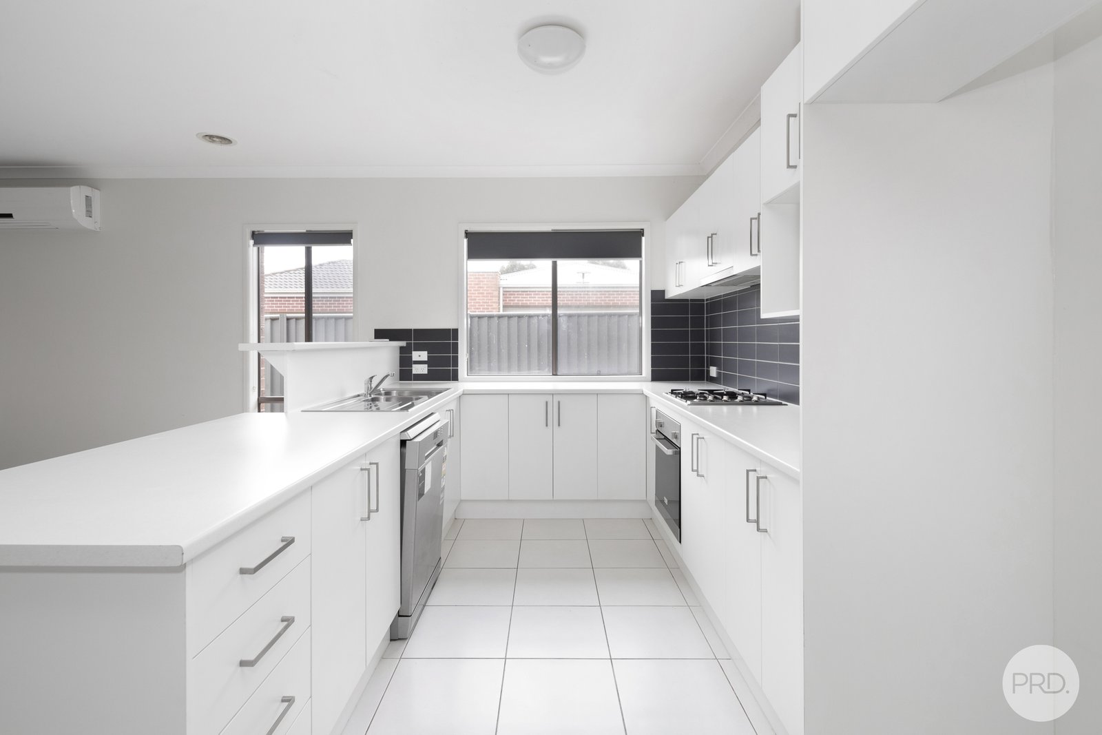 18 Cahill Close LUCAS 5