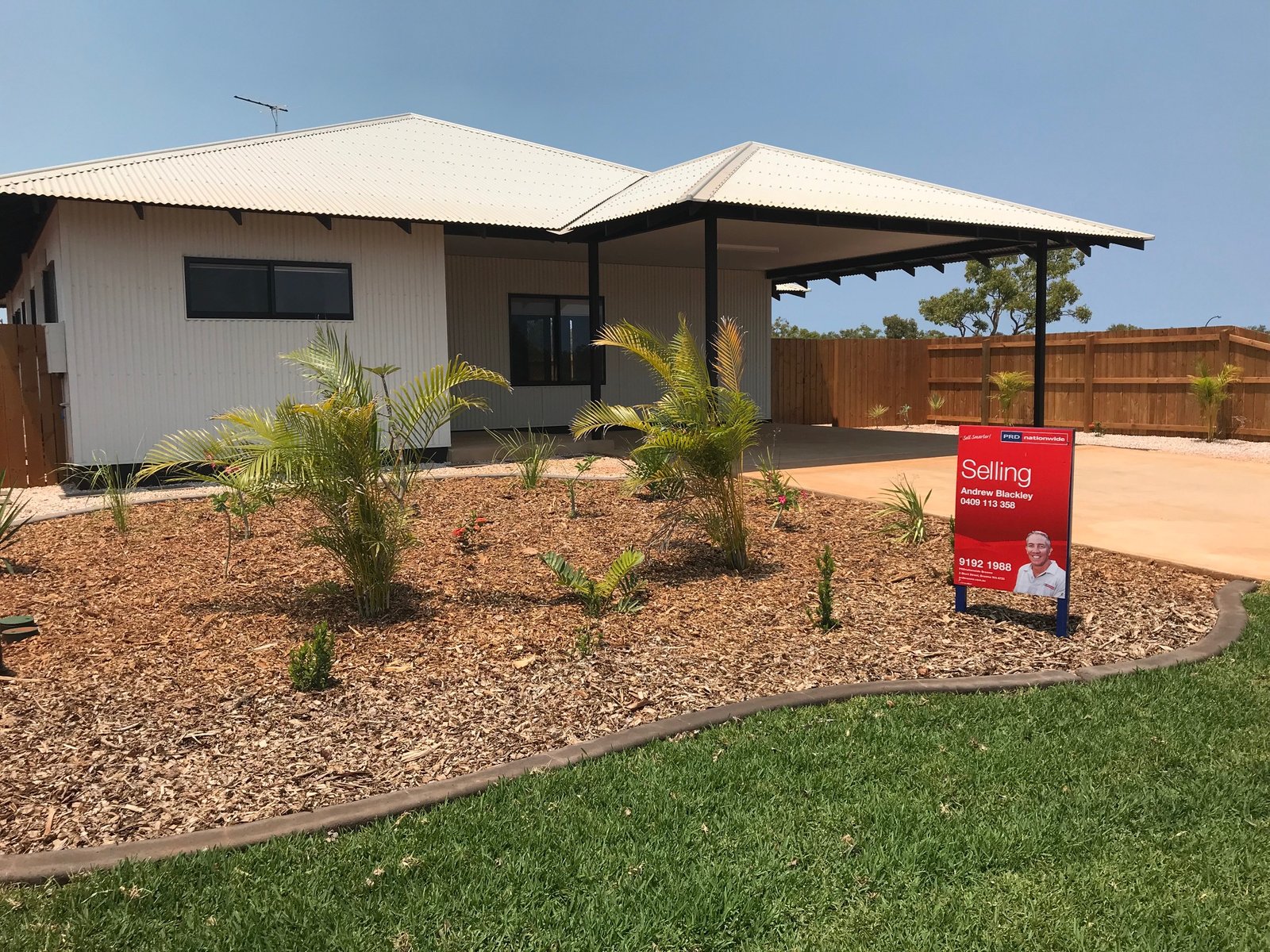 18 Cajuput Crescent DJUGUN 1