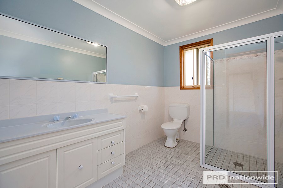 18 Carey Place TAMWORTH 11