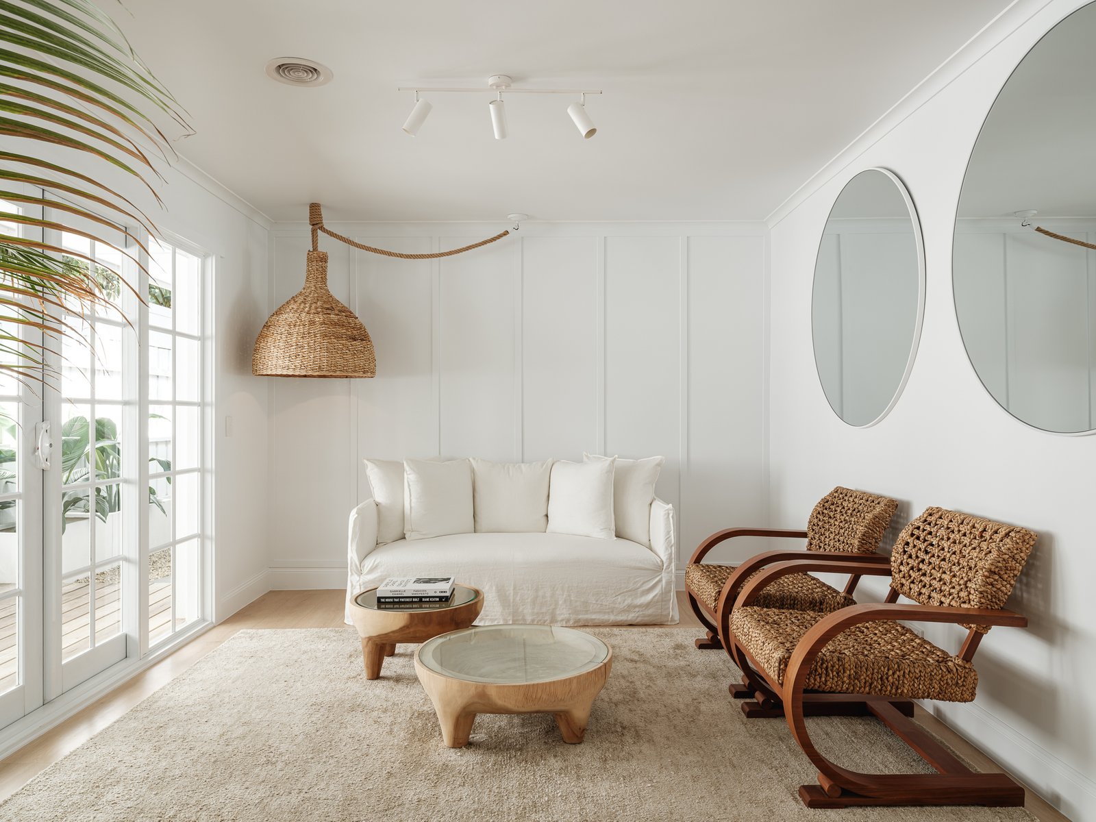 Gallery: 18 Carnarvon Drive
