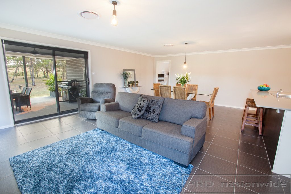 18 Carnival Close WINDELLA 2
