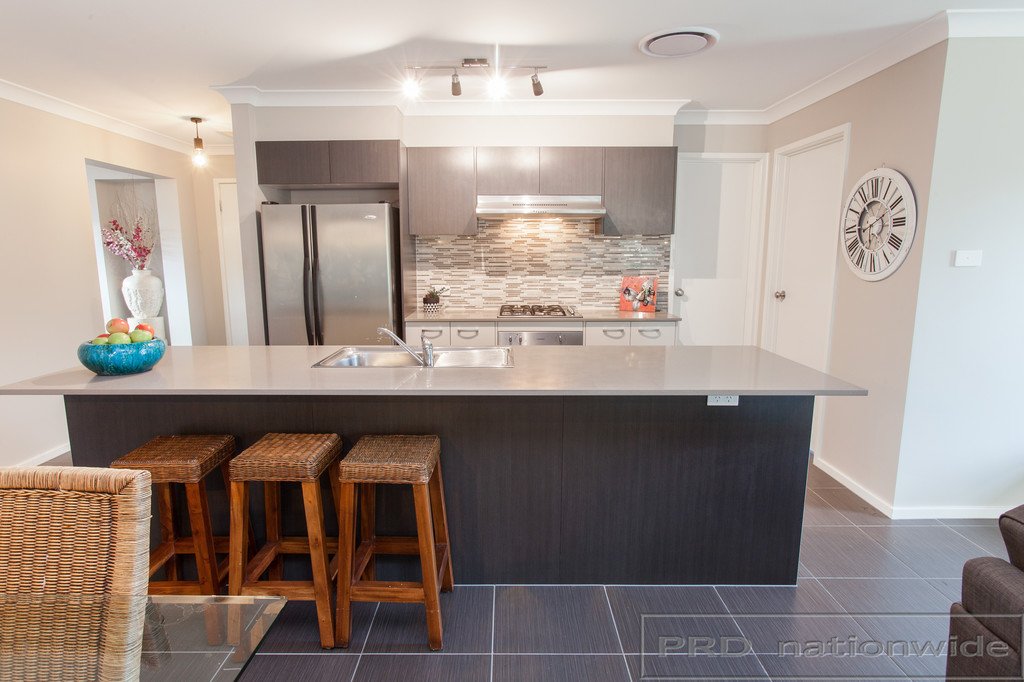 18 Carnival Close WINDELLA 3