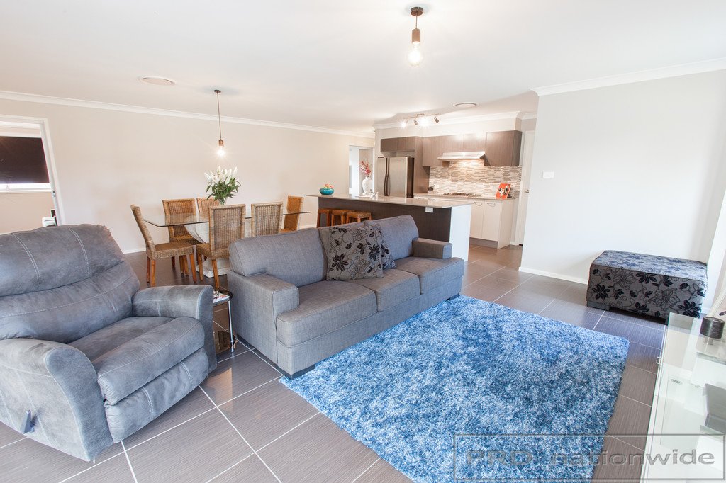 18 Carnival Close WINDELLA 5