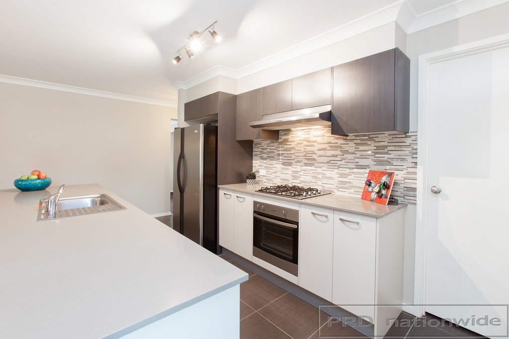 18 Carnival Close WINDELLA 12