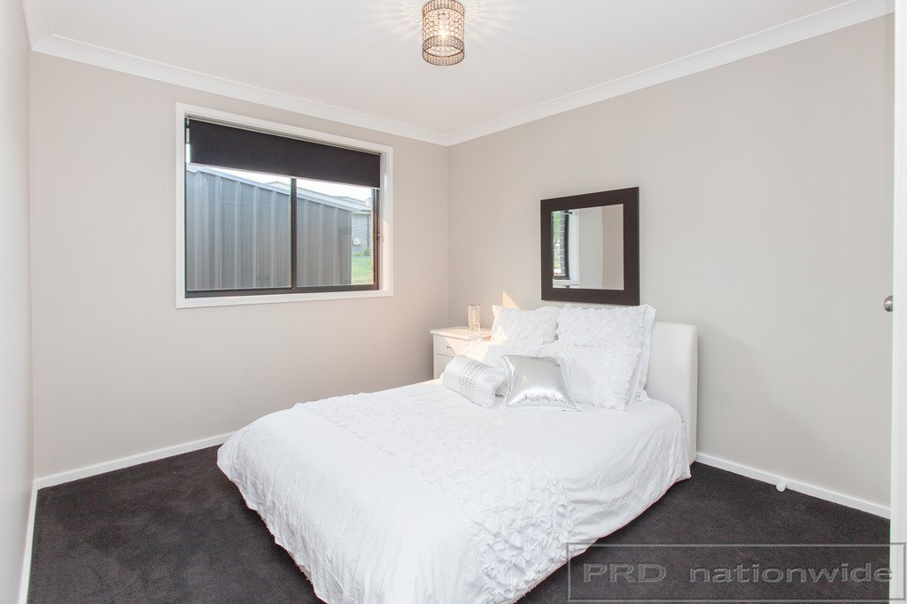 18 Carnival Close WINDELLA 15