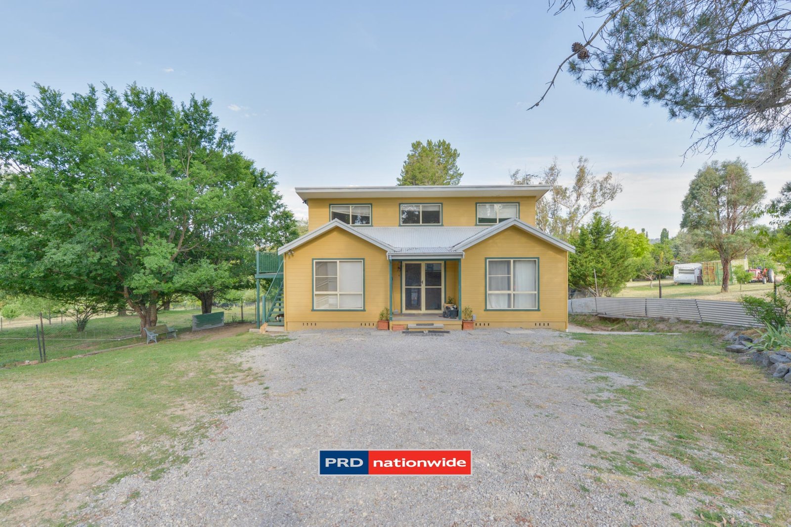 18 Caroline Street BENDEMEER 3