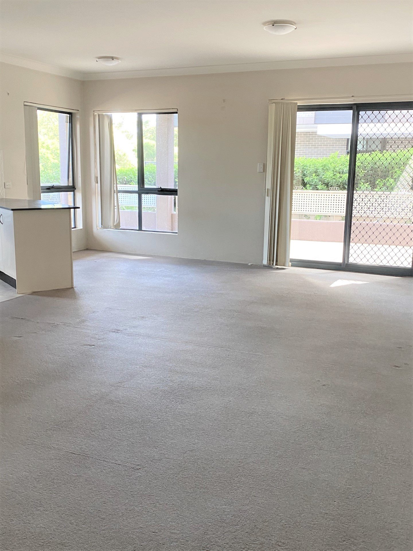 1/8 Castlereagh Street LIVERPOOL 4